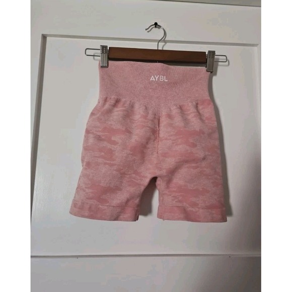 Womens AYBL pink camo seamless gym shorts size XS - Picture 9 of 11
